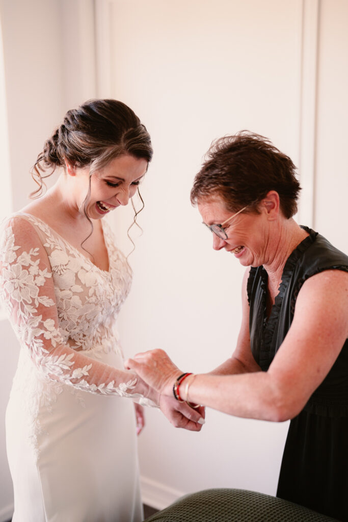 Abby & Brad wedding, photographed by Anchor & Grace