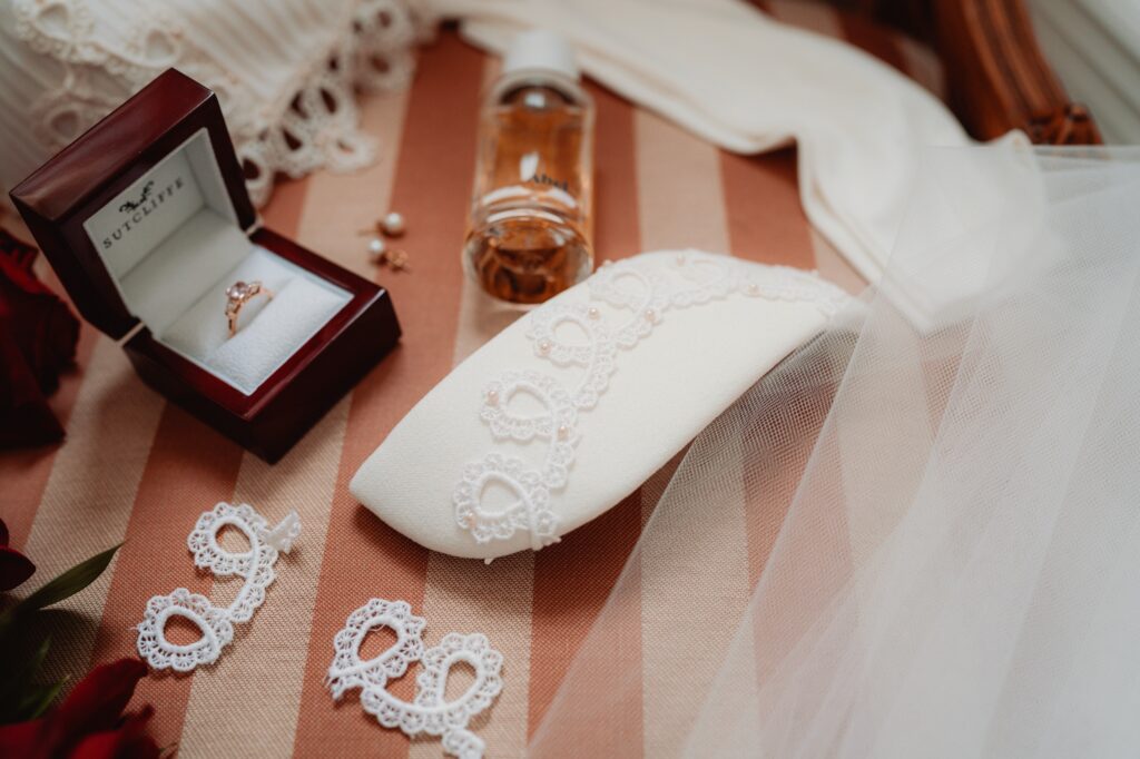 Emily & Michael wedding, photographed by Anchor & Grace