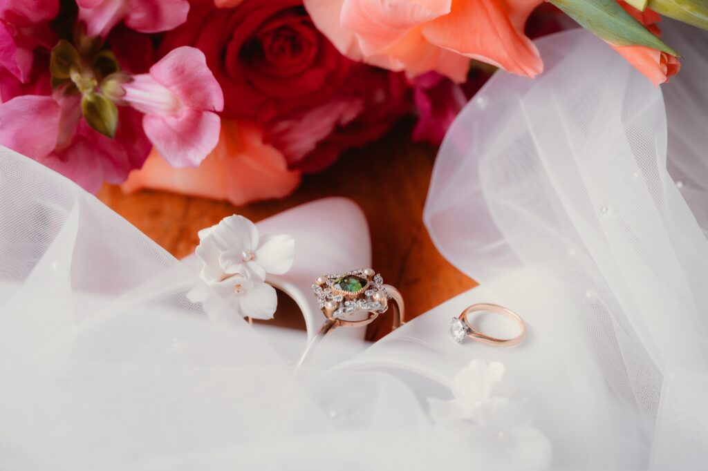Erin & Logan wedding, photographed by Anchor & Grace